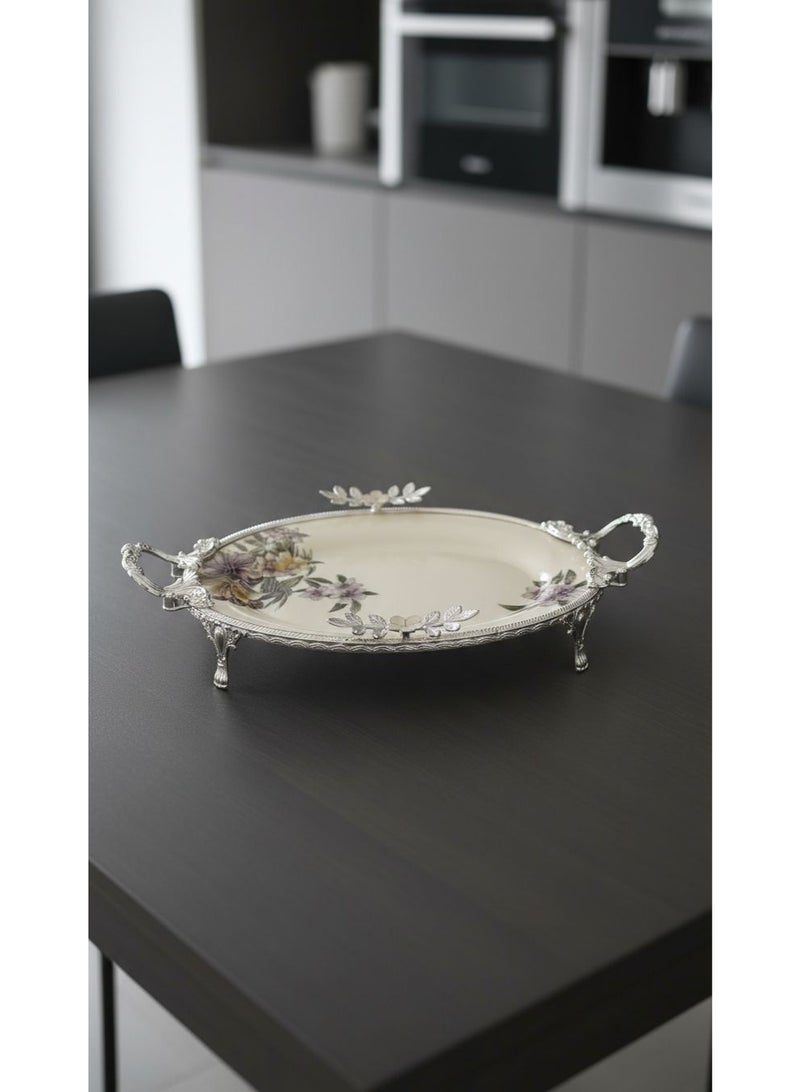 A stand that holds dishes for serving sweets and nuts, with an attractive and ideal design. - Image 3